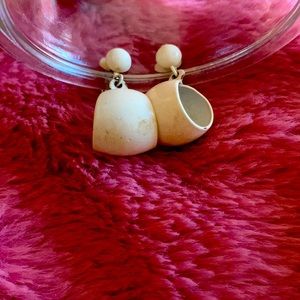 VINTAGE CLIP-ON EARRINGS